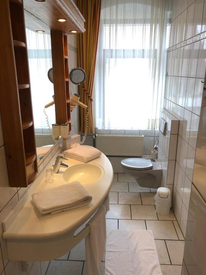 Hotel Restaurant Zum Neuling Бохум Экстерьер фото